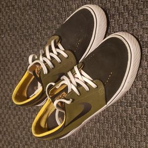 Nike SB Stefan Janoski 9.5 skateboard shoes